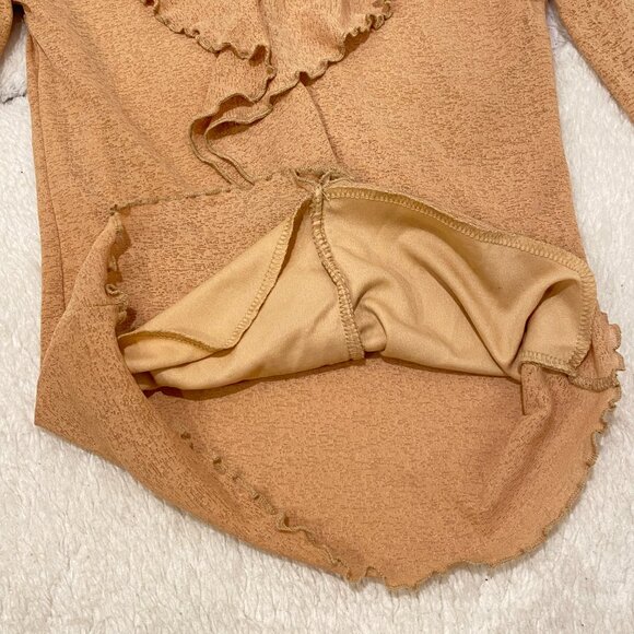 Vintage Eyeshadow Yellow Long Sleeve Ruffle Blouse - Picture 14 of 14